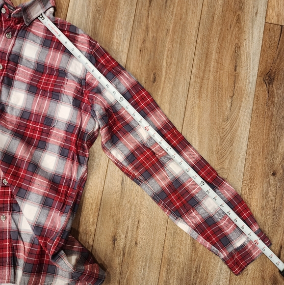 Eddie Bauer Red and White Plaid Flannel Men's Shirt - Picture 7 of 7